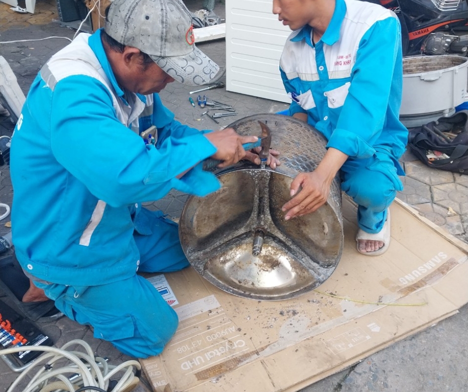 Sửa máy giặt tại nhà huyện Bình Sơn - Hoàng Khang